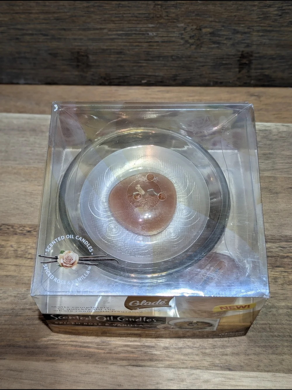 Glade Spiced Rose & Vanilla Scented Oil Candles 1 Glass Holder + 2 Refills
